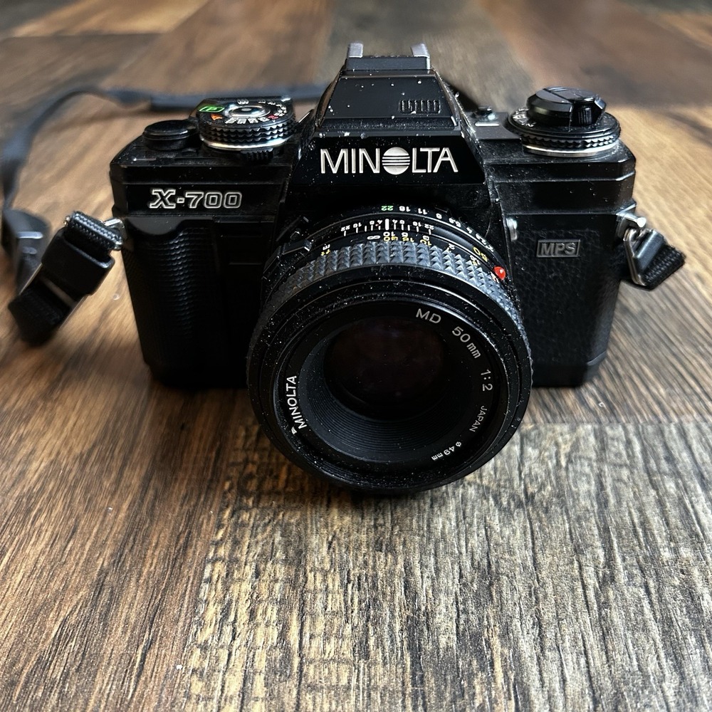 Minolta‎ X‑700 35mm Film Camera w/ 50mm f2 Lens Untested Vintage SLR